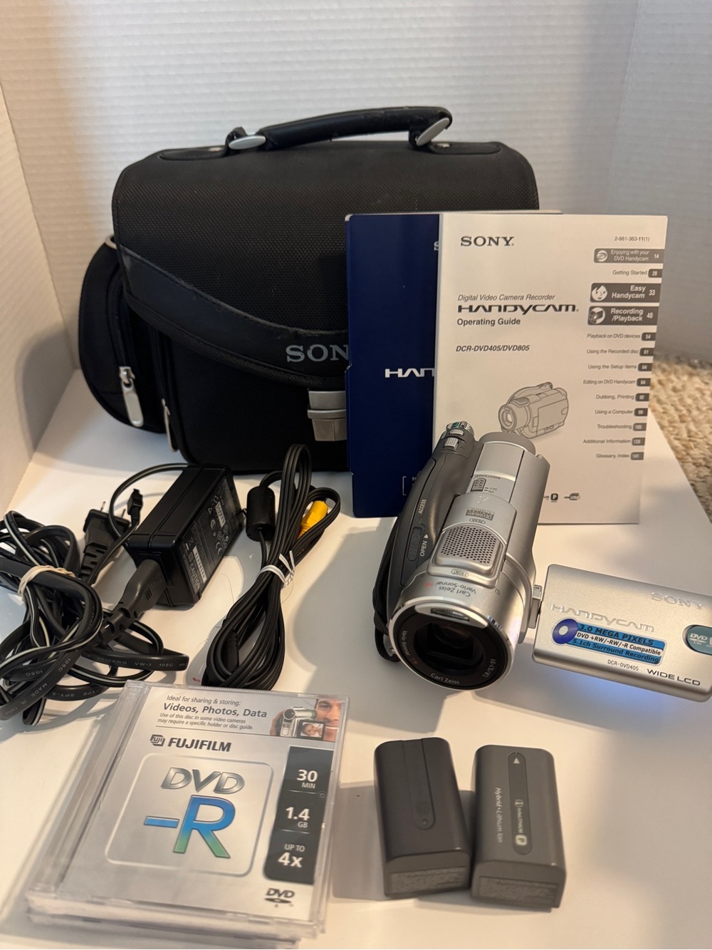 Sony Handycam DCR-DVD405 Digital Video Camera Recorder with Accessories - TESTED